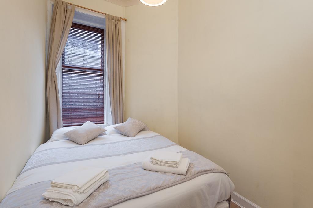Pitt Street Apartment Beautiful Spacious Apartment Free Parking And Free Sanitizer 爱丁堡 客房 照片